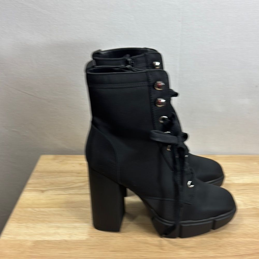 Steve Madden Black Lace Up Boots
